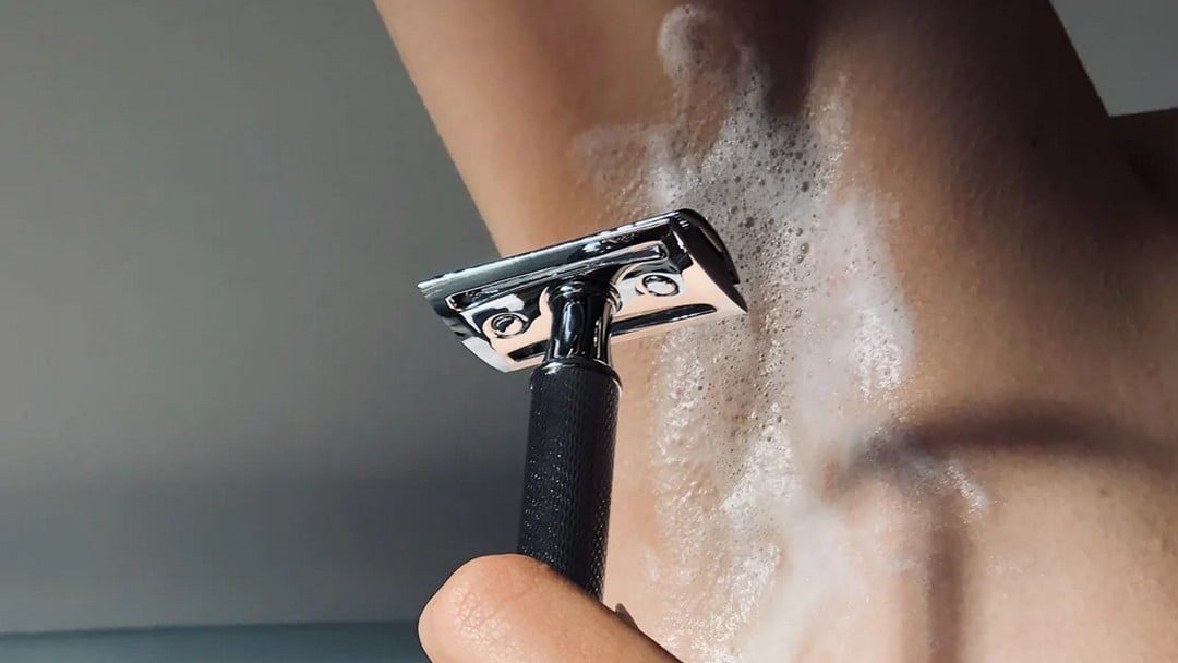 Forging a Greener Shave: Why Metallic Razors Are the Environmentally Conscientious Choice