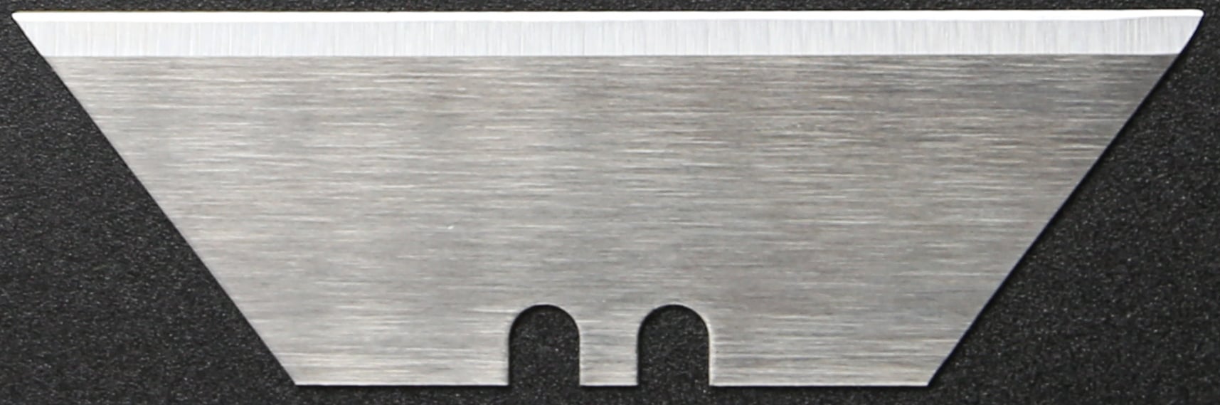 utility blade with 2 notches